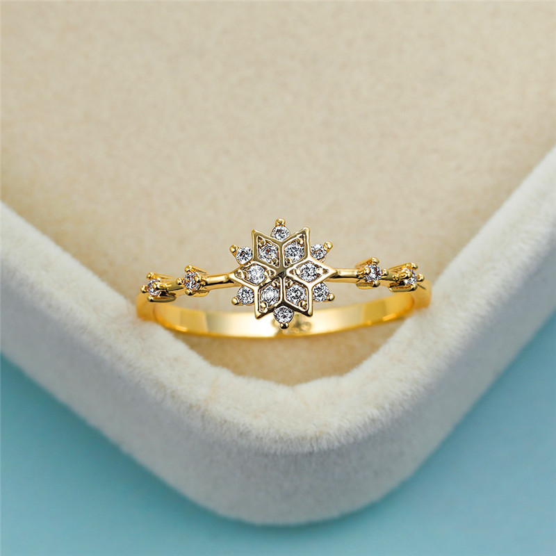Luxury Crystal Cute Snowflake White Zircon Stone Hoop Earrings For Women Vintage Gold Color Wedding Jewelry