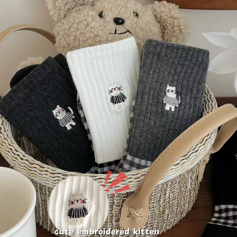 1-10Pairs Autumn Winter Vintage Mid Calf Socks for Women Black White Plaid Cute Cat Cartoon Cotton Long Socks