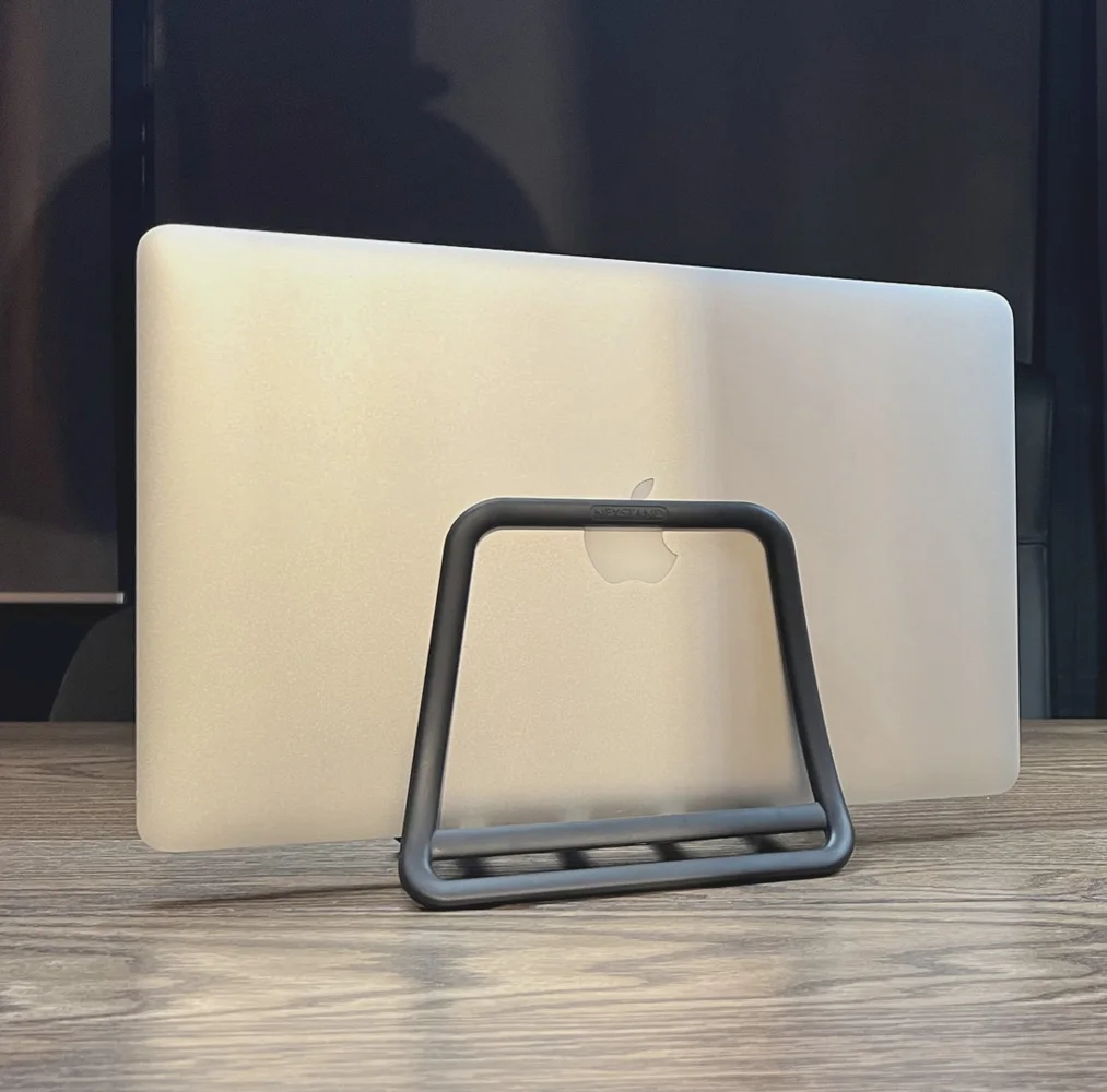 Universal Vertical Laptop Stand Foldable Tablet Desktop Stand Notebook Dock for MacBook Air Pro iPad Support Holder