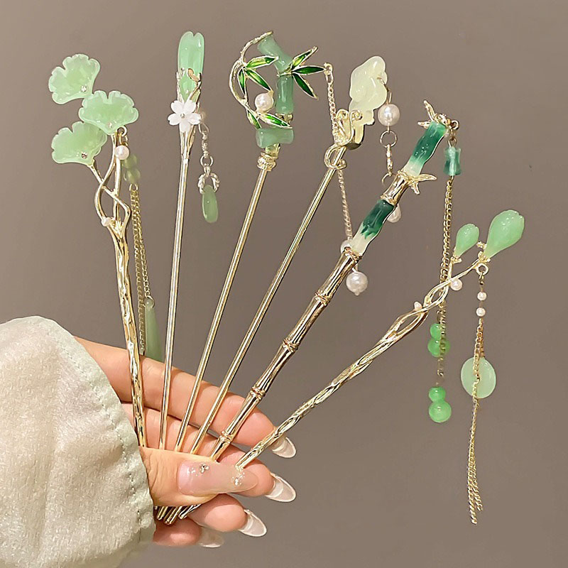 1pc Elegant Chinese Style Green Hairpin Tassel Stick Traditional Floral Design Hairstyle Accessory Women Sweet Hanfu Hairneedle