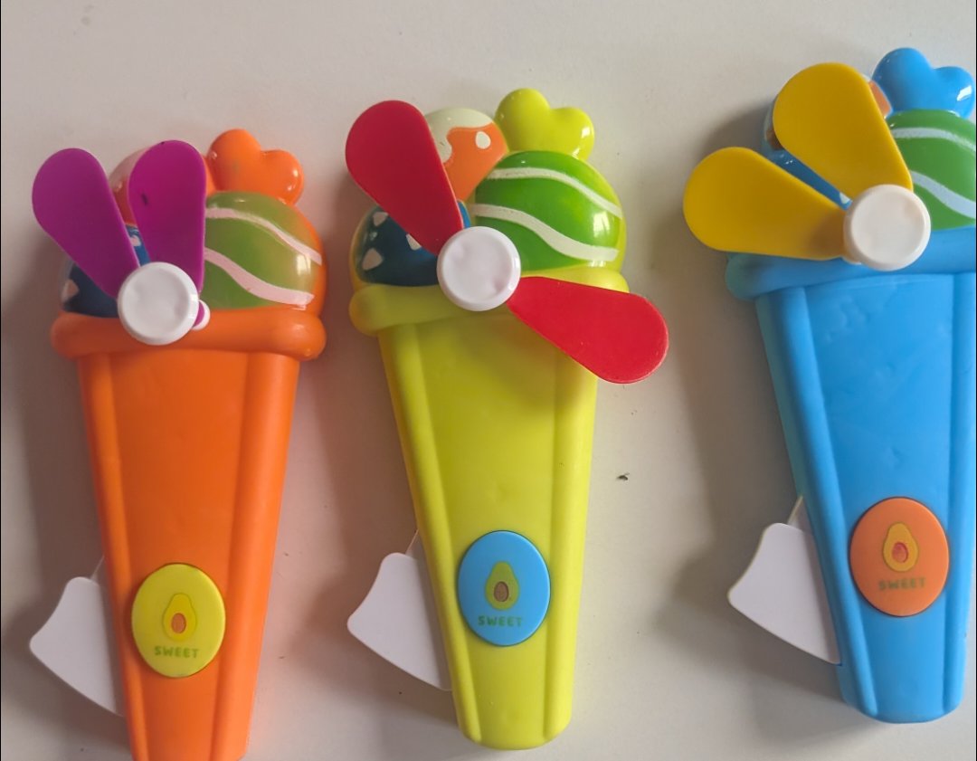 Kid's Hand Pressure Cute Mini Fan Fruit Shape Cute Squeeze Toys / Cool Summer Fan/Fan Without Battery