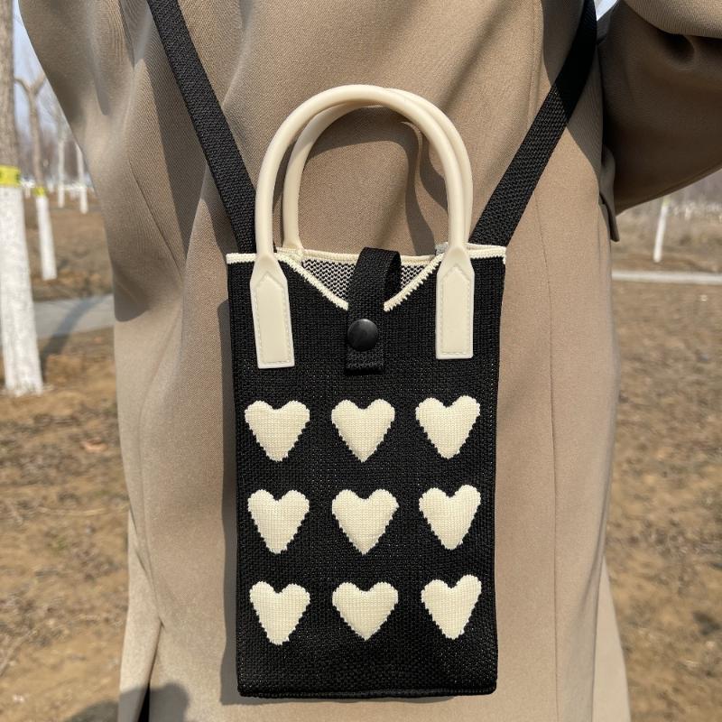 SXH 1Pcs Girls Cute Outdoor Crossbody Bags Korean Fashion Heart Knitted Mini Square Handbag For Women Small Phone Shoulder Bag
