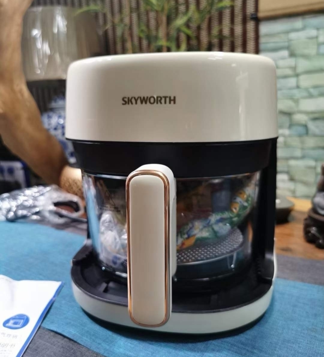 Skyworth Digital Air Fryer With Glass Bucket 4.5Ltrs