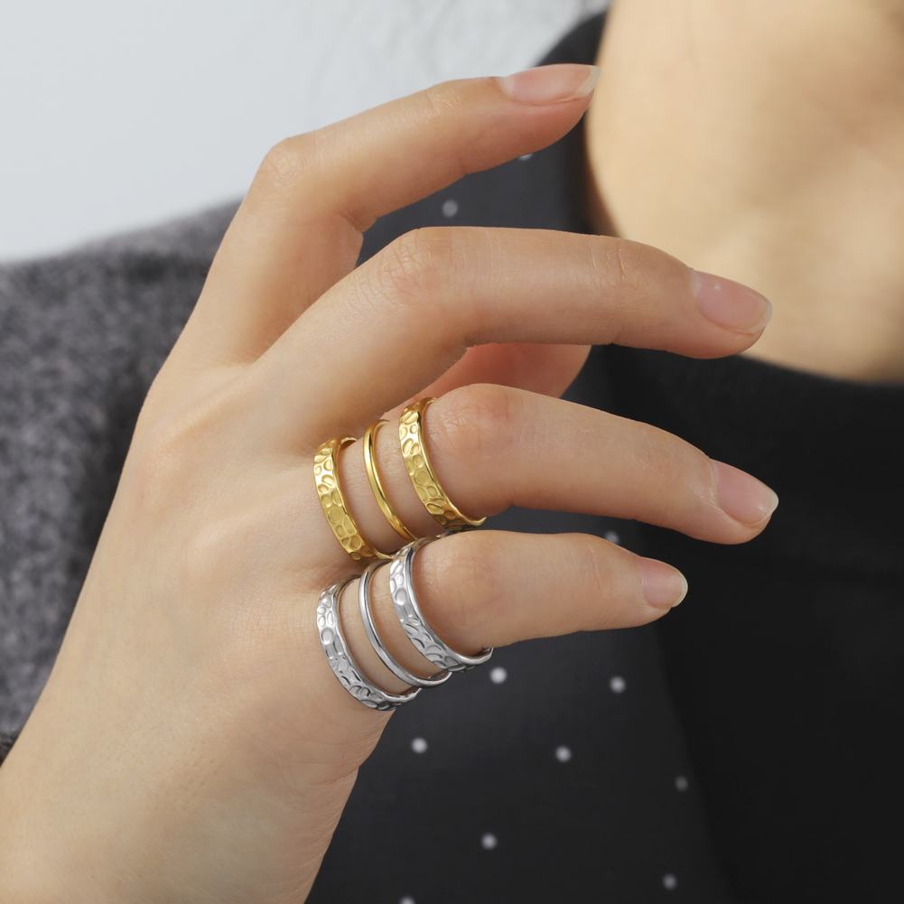 Cazador 2024 Geometric Three Layer Lines Ring for Women Stainless Steel Multilayer Ring Golden Jewelry Mother Day Wholesale