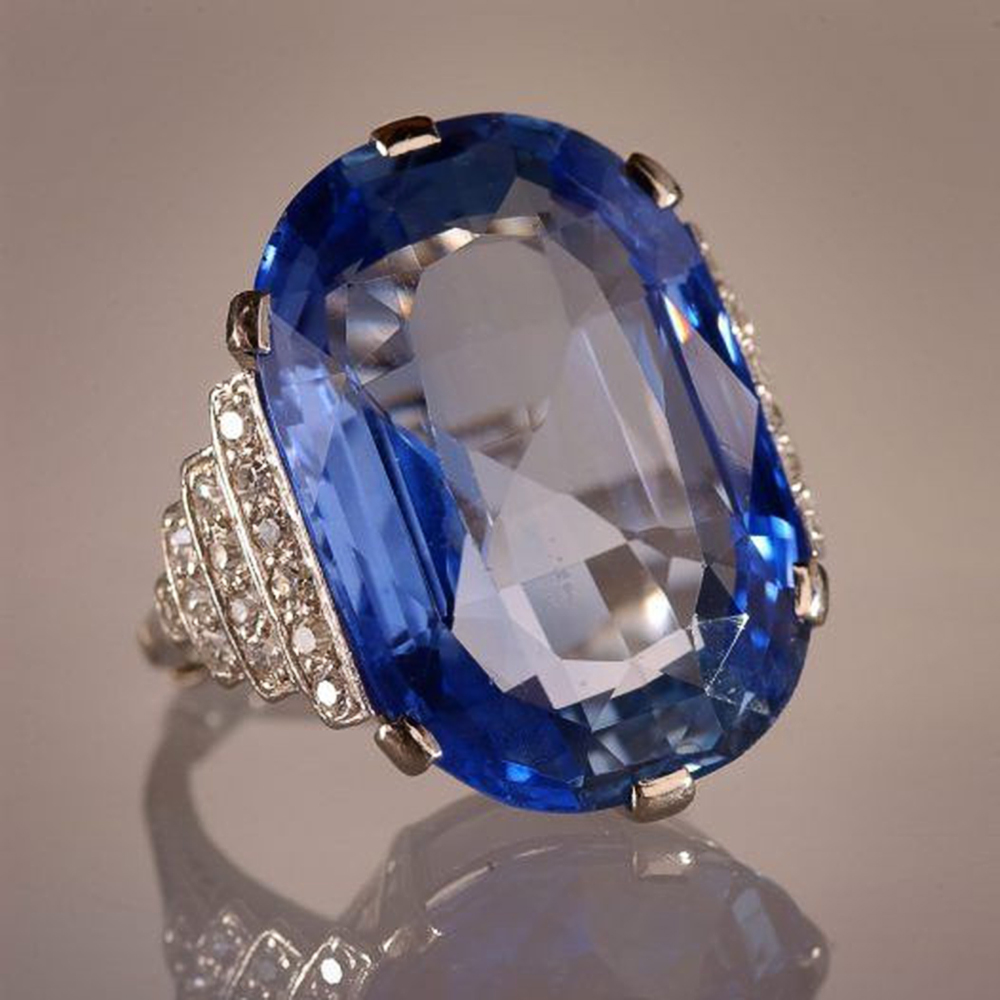 Huitan Gorgeous Big Oval Blue CZ Rings for Lady Anniversary Party Luxury Elegant Female Rings Nice Birthday Fashion Jewelry