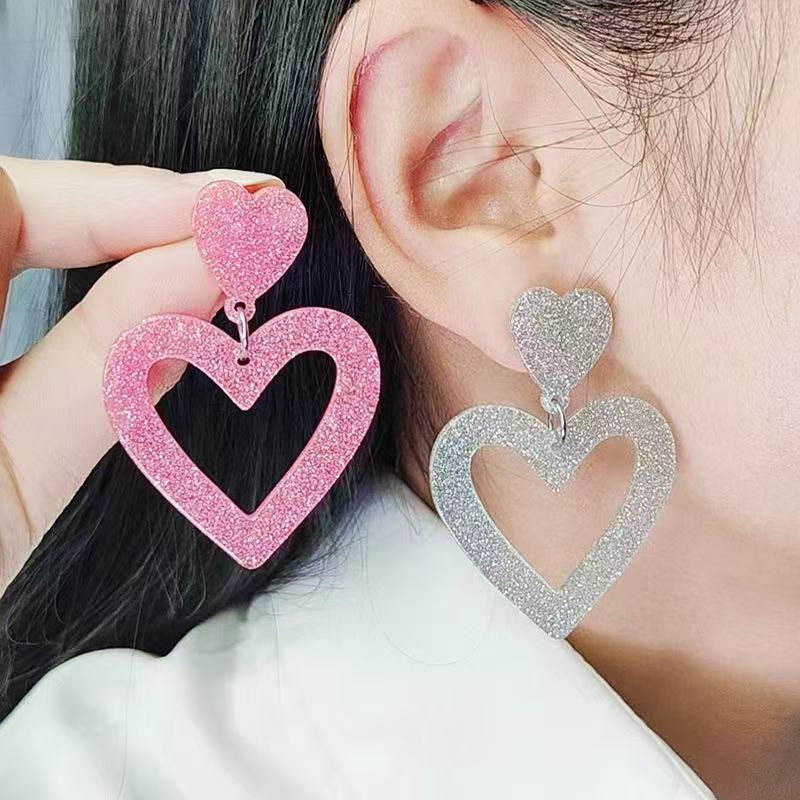 1 Pair Women's Sparkling Red Heart-Shaped Stud Earrings - Glossy Non-Tarnish Bohemian Elegant Jewelry