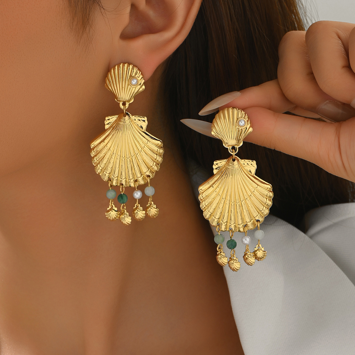 1 Pair of Gold Double Shell Pendant Earrings with Green Beads, Layered Shell Tassel Earrings, Beach Bohemian Style Hanging Jewelry Suitable for Vacation and Daily Wear pen gpt
