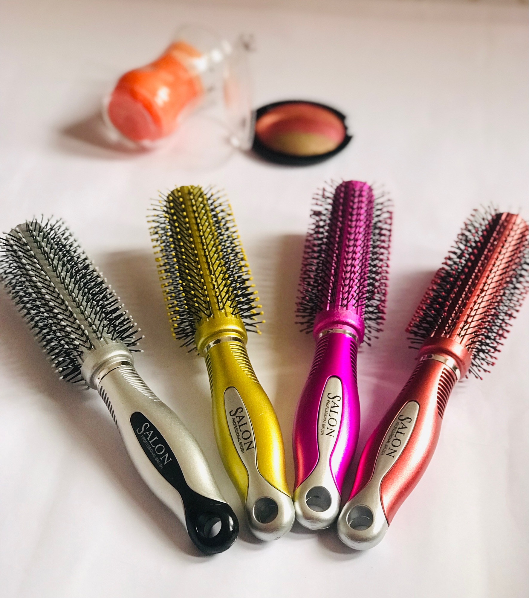 Hair Curl Effect Round Hair Brush