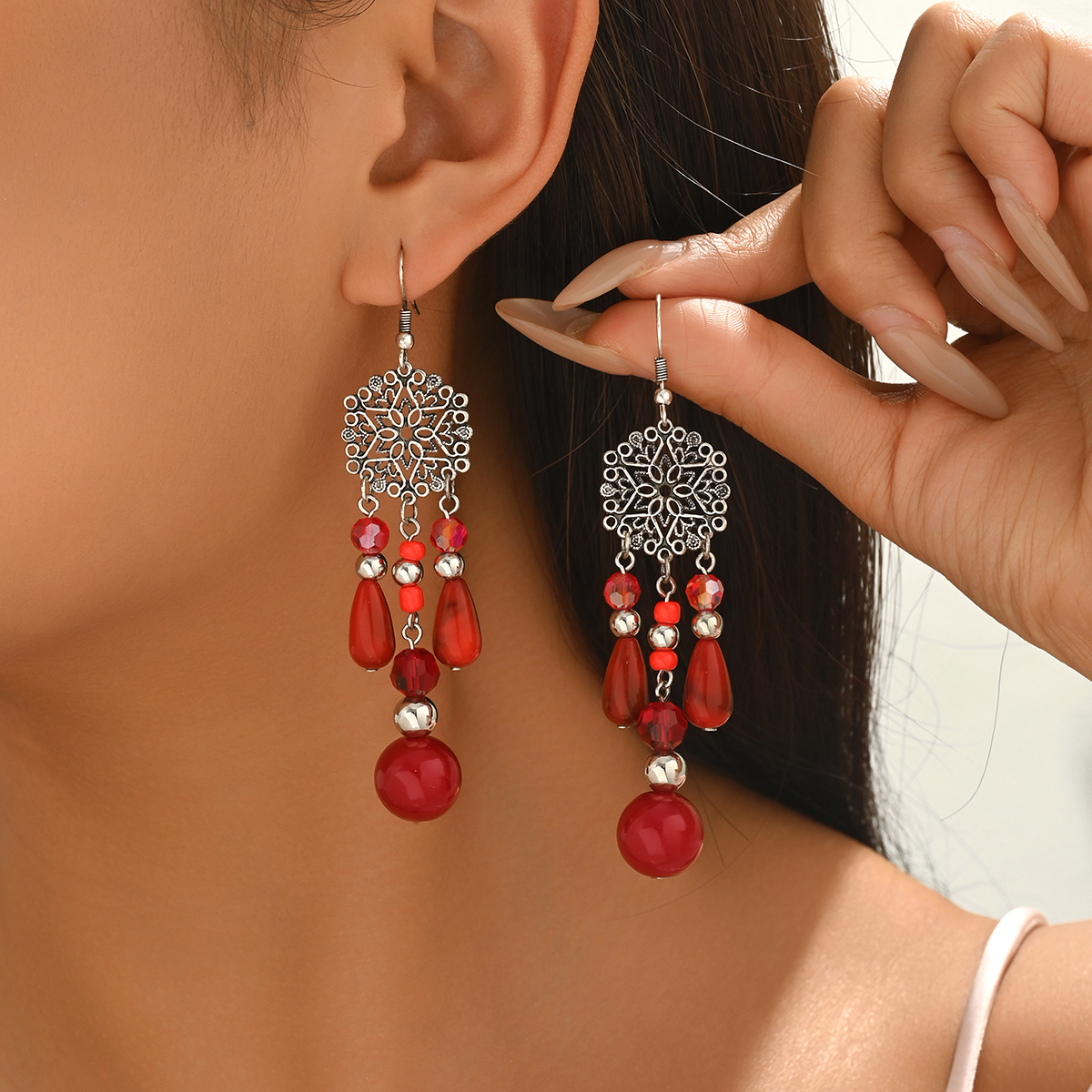 1 Pair of Bohemian Style Red Irregular Layered Resin Beaded Pendant Earrings, Vintage Ethnic Style Hollow Tassel Earrings, Women's Jewelry Suitable for Travel/Party/Mother's Day Vacation pen gpt