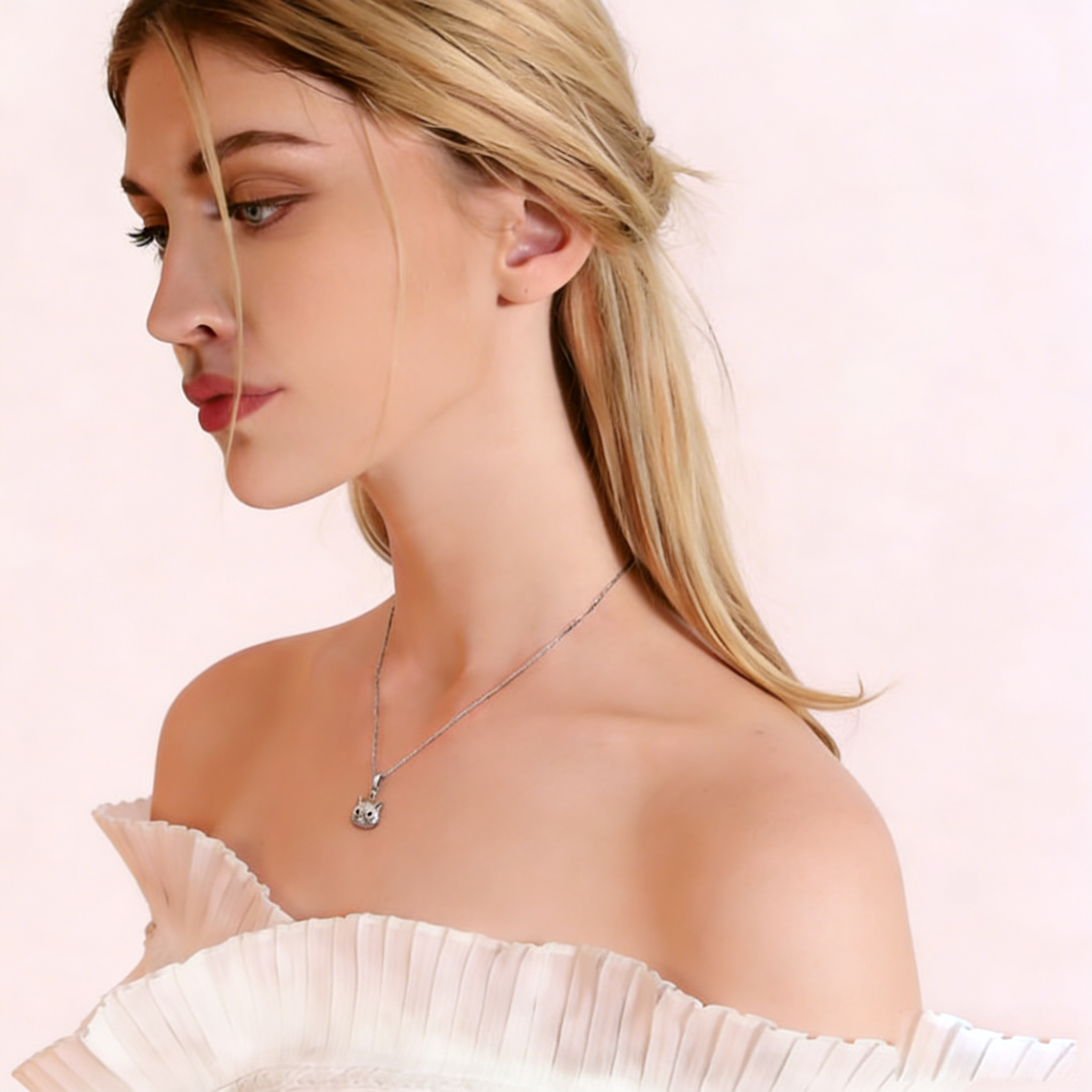 New Fashion Cute Cat Crystal Pendant Necklace For Women Girls Lovely Animal Design Stainless Steel Trendy Party Jewelry