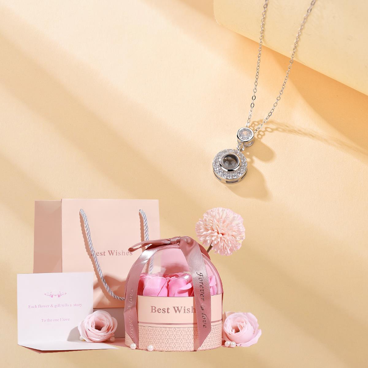 Round 100 Languages Projection Pendant Necklaces With Luxury Rose Flower Gift Box 2024 Christmas Gifts Romantic Jewelry