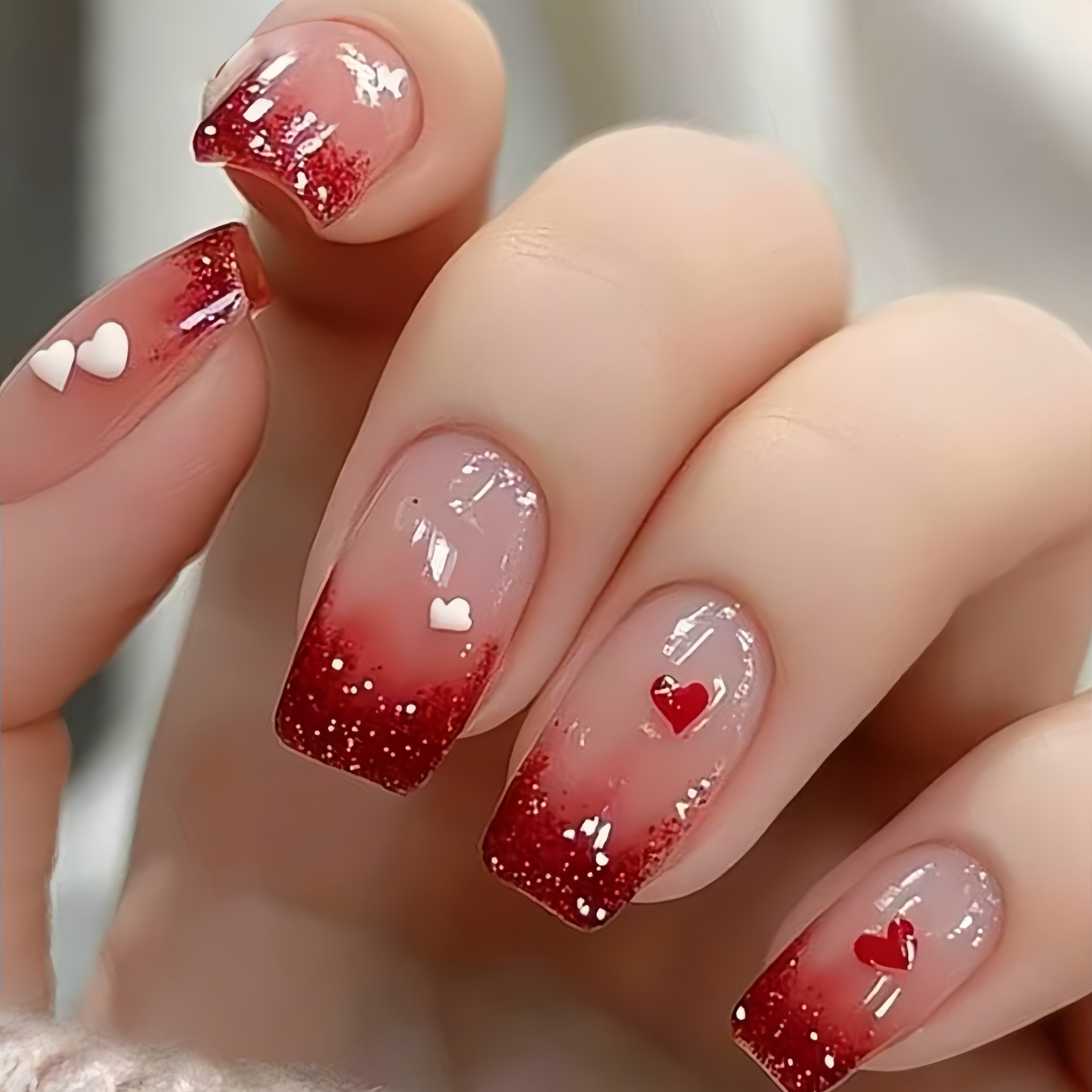 24pcs/set short Medium square fake naills gradient red glitters with heart design for Valentine's Day wedding press on nail art