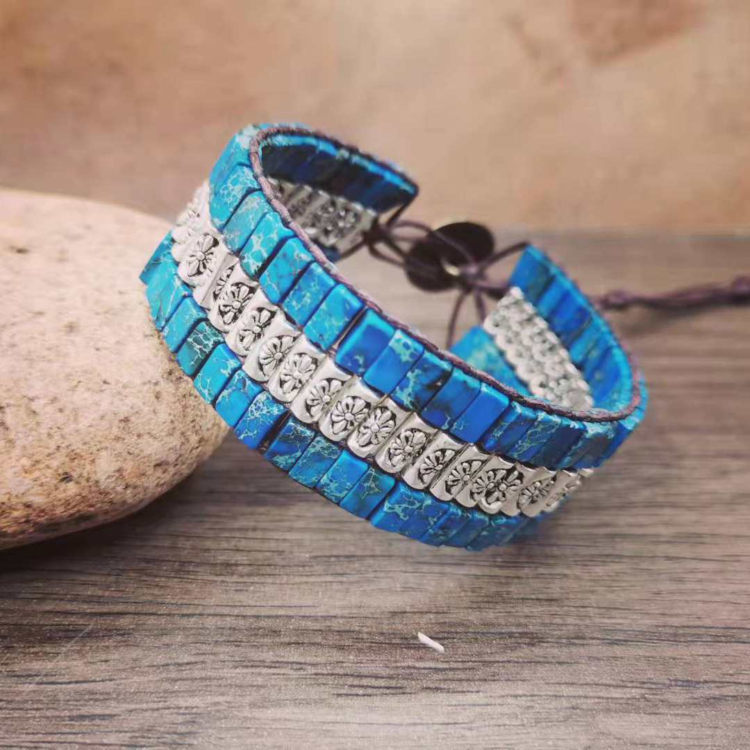 Engraved Flower Handmade Turquoises Antique Metal Silver Beads Weaving Wrap Natural Stone Bracelet Gemstone Jewelry for Women