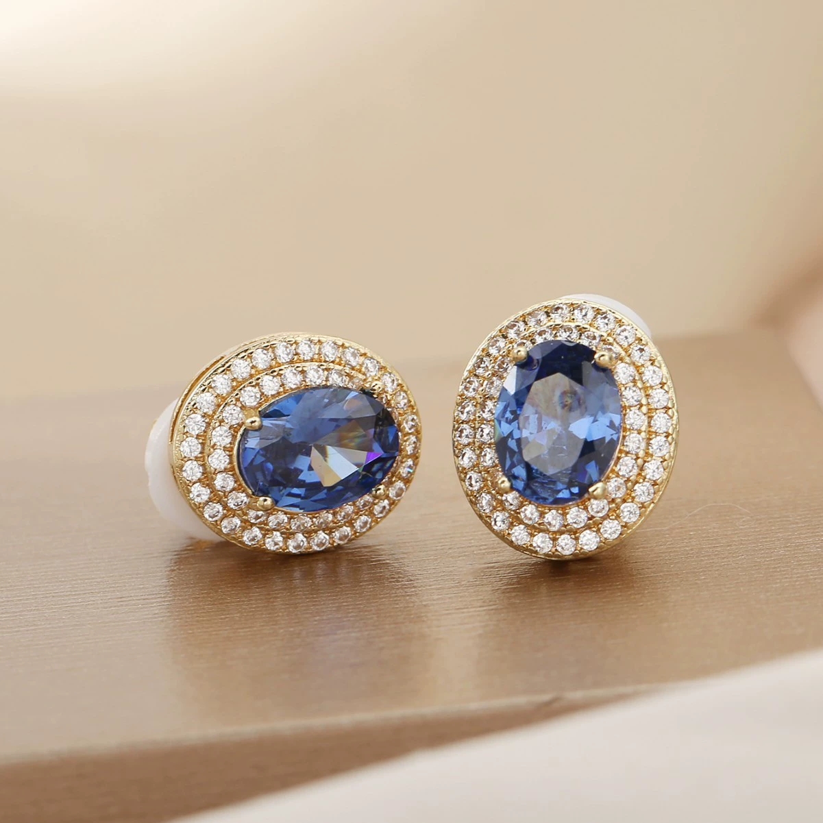 Luxury Royal Blue Stone Oval Clip Earrings For Women Gold Silver Color Classic White Zircon No Piercings Ear Clips Jewelry