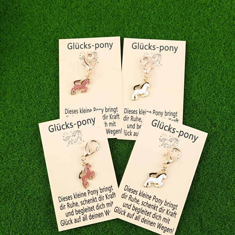4A set of five colorful mini pony keychains，Including inspiring ones“Happy Horse” “Card - Zinc Alloy， Cute cartoon horse design