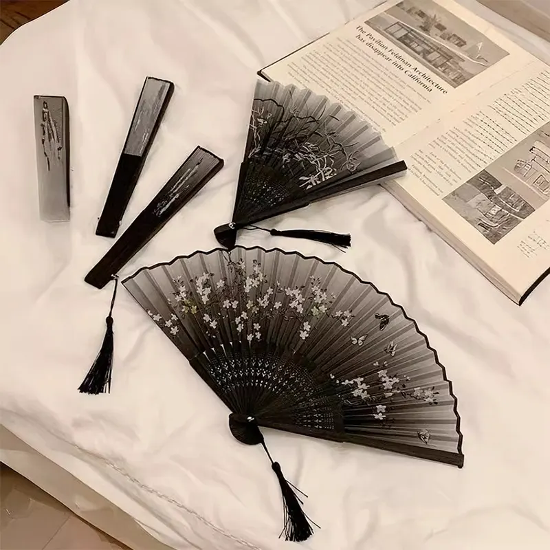 Retro Ink Orchid Silk Folding Fan New Chinese Style Ancient Lotus Hand Fans Close Friend Classic Hanfu Decorated Crafts