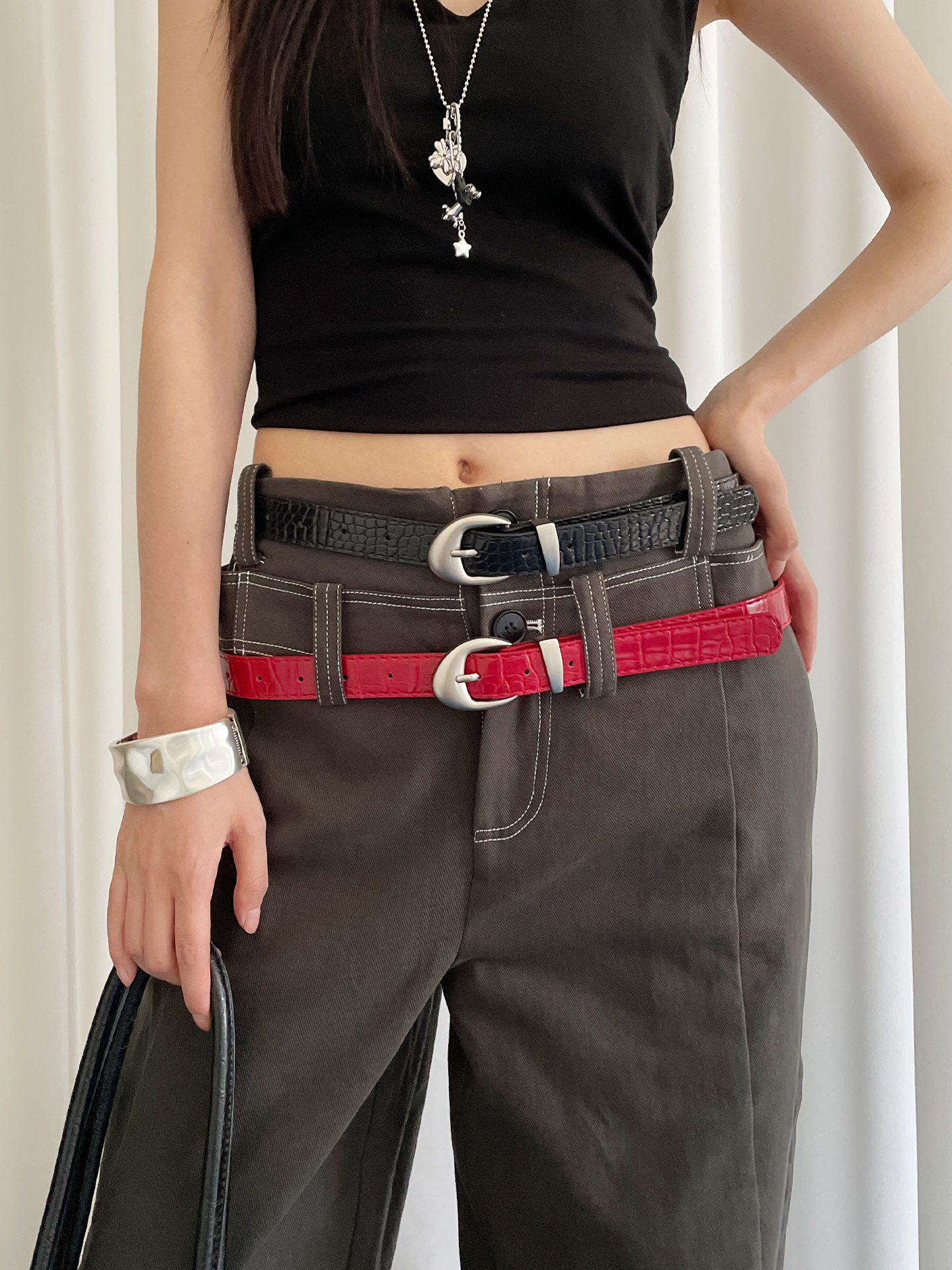 High-End Crocodile Pattern Red Thin Belt For Women 2025 New Niche Fashion Belt For Skirts And Jeans