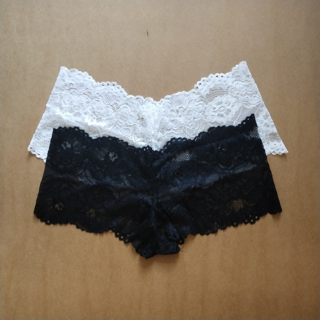 New Plus Size Boxer Briefs Lace Floral Breathable Underwear Hollow Perspective Women Underwear Comfortable Black White