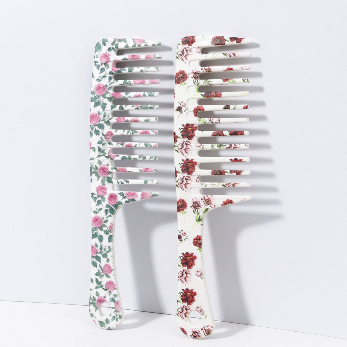 1pc Floral Pattern Wide Toothed Comb - Anti-Static and Comfortable to Hold Without Hair Sticking, Special for Real Hair