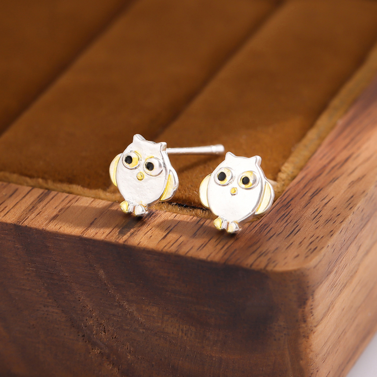 Fashionable Cute 925 Sterling Silver Jewelry Personality Owl Ear Animal Stud Earrings E033