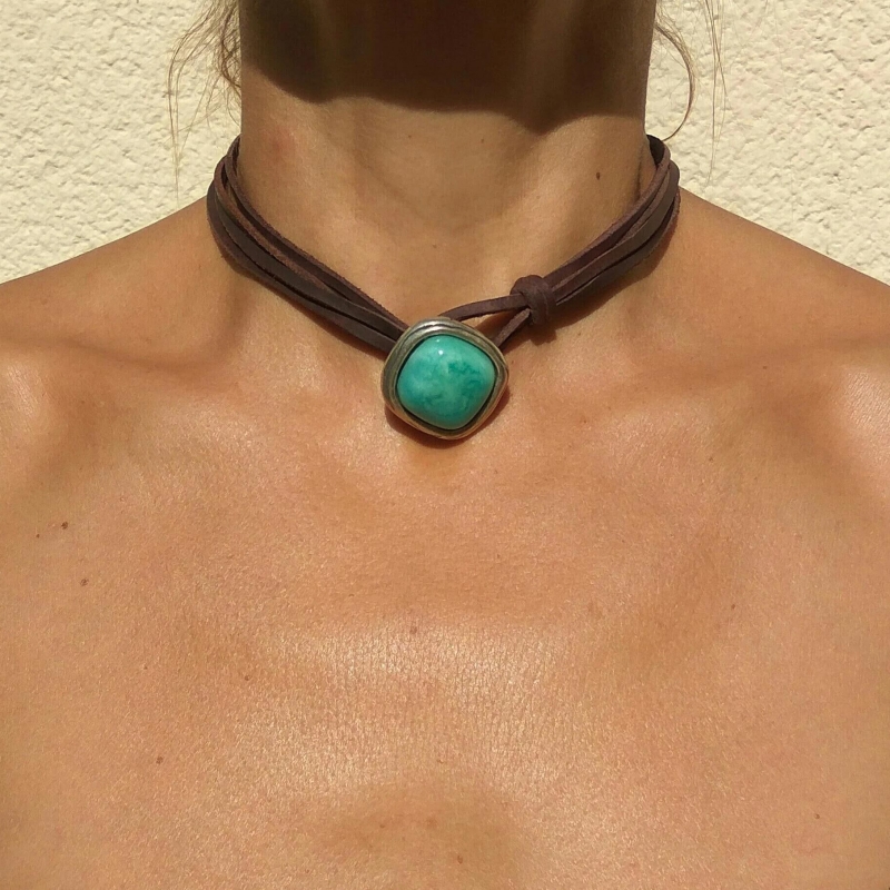 Bohemian Style Vintage Creative Leather Choker imitation turquoise Pendant Necklace for Women Simple Jewelry
