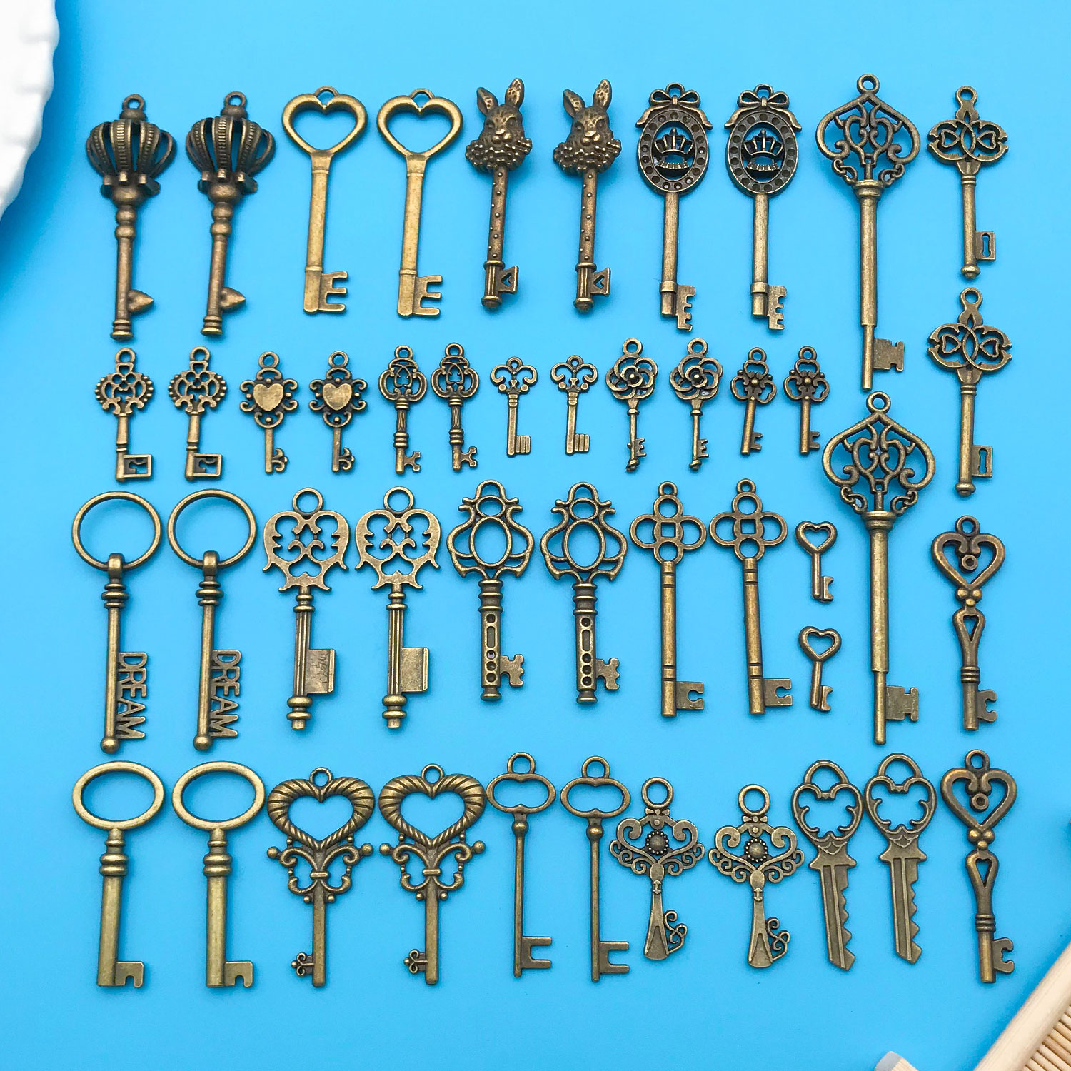 30/46pcs New Vintage Key Design Charms Alloy Steampunk Pendants for DIY Bracelets Necklaces Earrings Jewelry Making Accessories