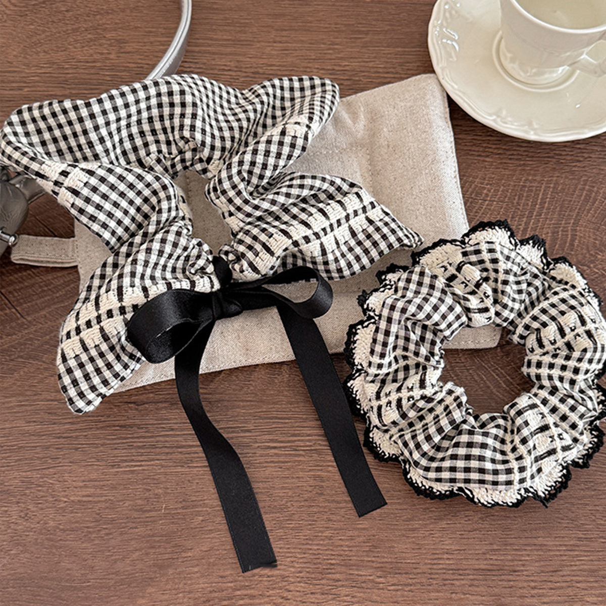 1pc black and white plaid lace bow large intestine hair tie, women's elegant niche design plaid square scarf hair tie