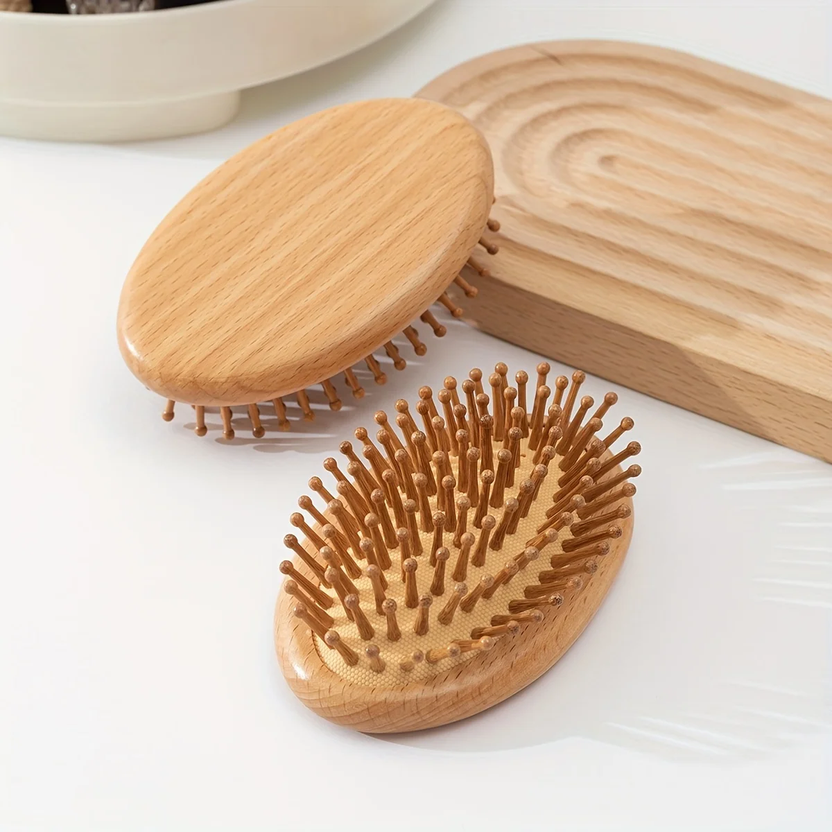 Bamboo and wood air cushion comb, scalp massage comb, suitable for combing wet or dry hair, suitable for everyone to use