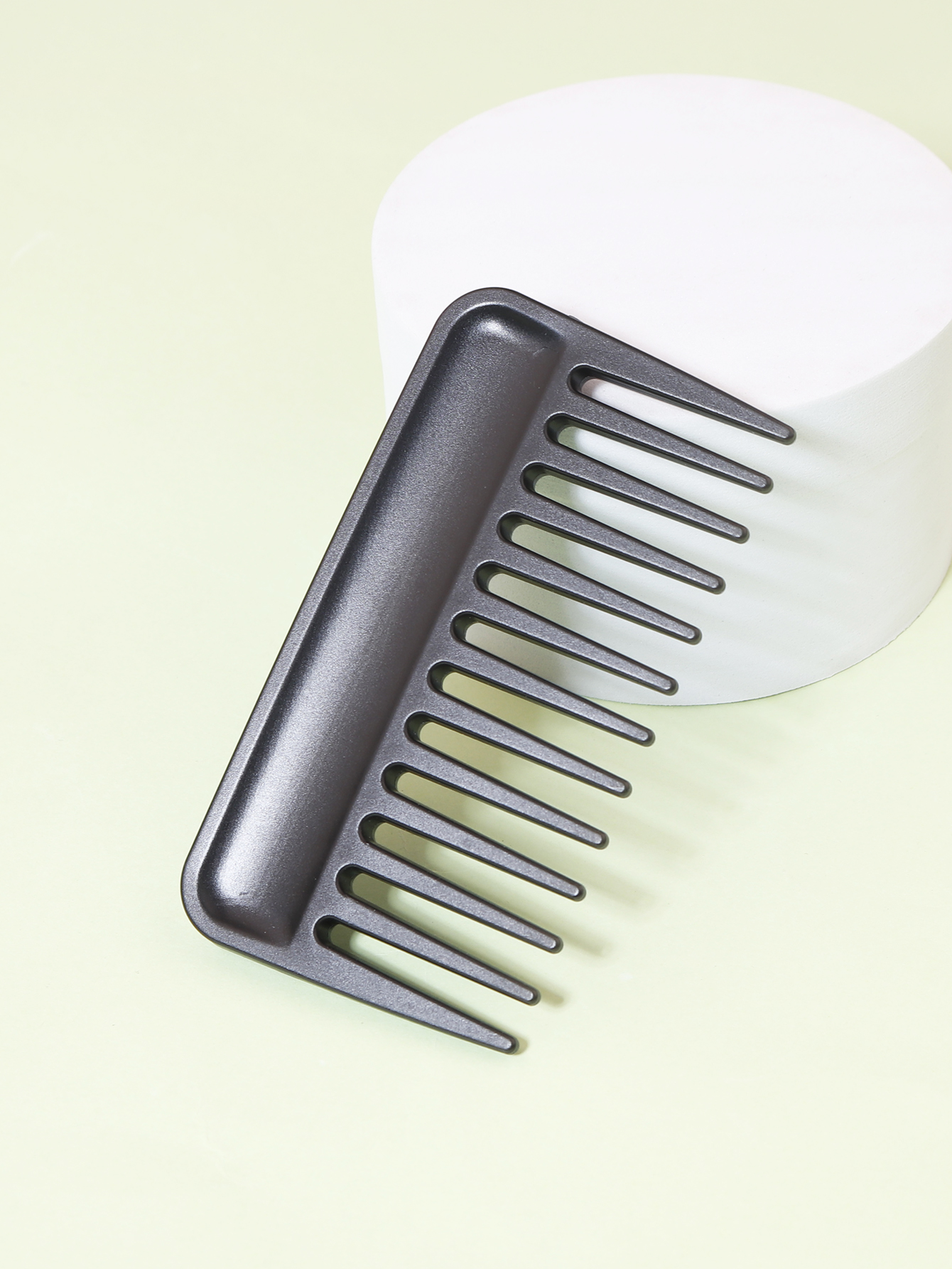 1PCS convenient short rectangular wide toothed comb, plastic flat comb, hair massage smooth hair styling tool