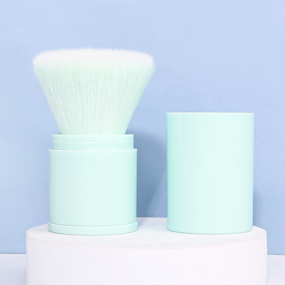 1pcs Portable Mini Retractable Blush Brush Soft Loose Powder Foundation Makeup Brush Multi Functional Beauty Makeup Tool