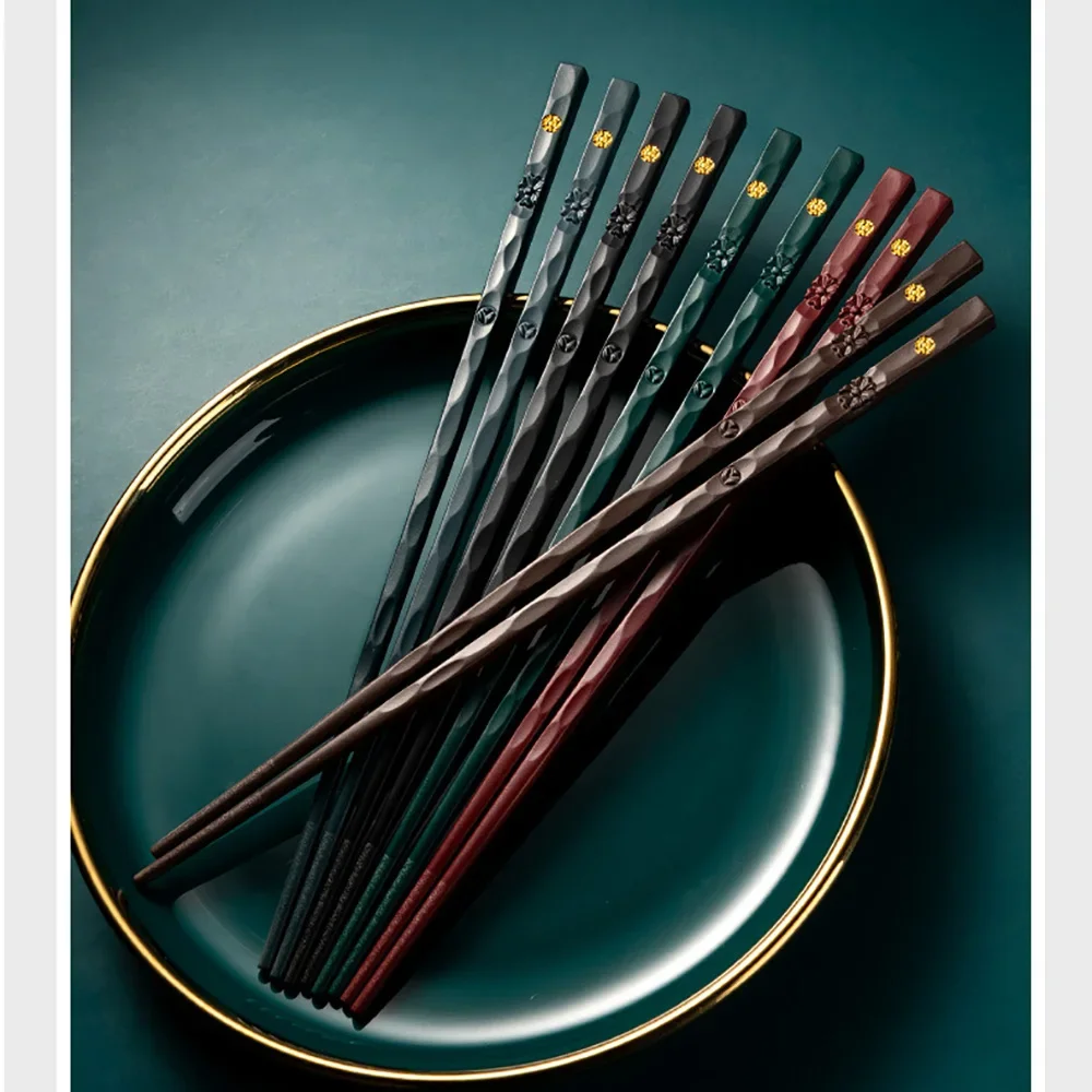 5 Pairs Japanese Chopsticks Food Sushi Sticks Non Slip Reusable Korean Cutlery Set Alloy Tableware for Home Restaurant