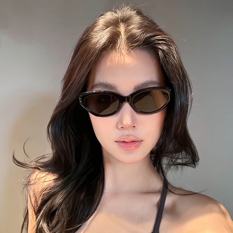 1pcs New Cat Eye Decor Glasses, Unisex Lightweight Frame, Ideal for Gifting & Daily Use