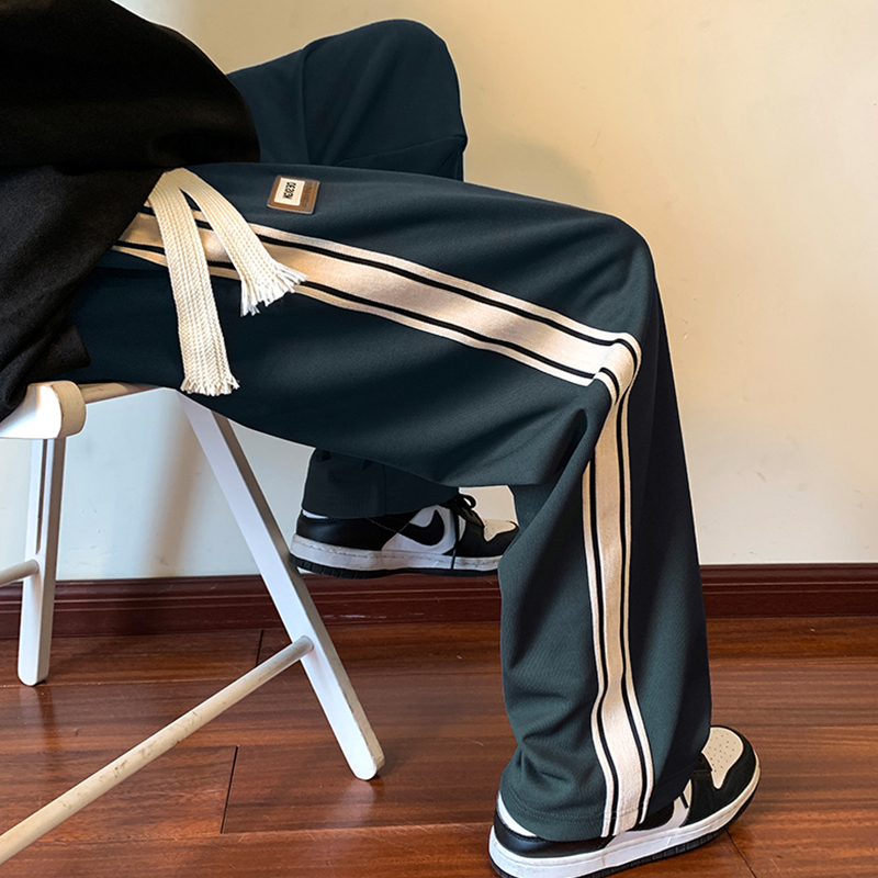 Autumn Winter Hip-hop Striped Trousers Men Sports Pants Korean Wide Leg Joggers Men's Sweatpants Jogger Big Tall Man Long Pants