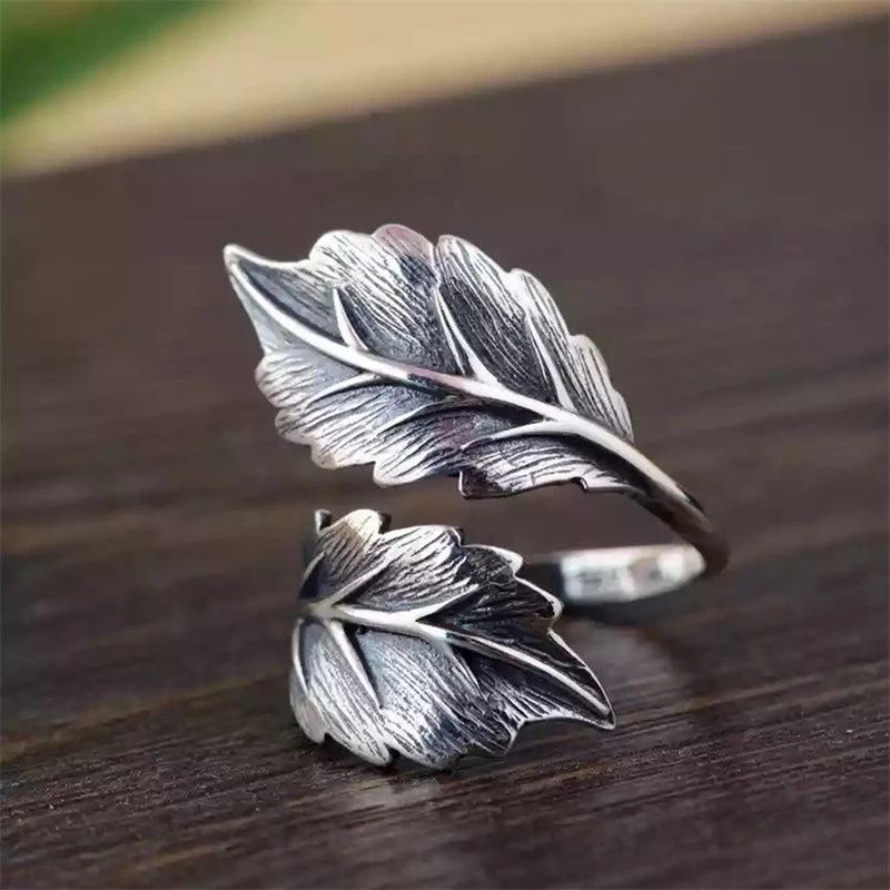 Huitan Heart Twine Women Ring Fashion Accessories for Party Wedding Metal Silver Color Female Finger Versatile Daily Jewelry