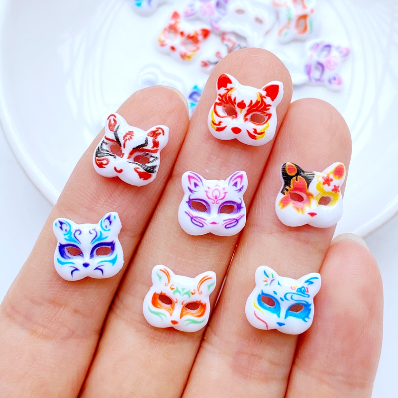 50Pcs New Cute 10mm Mini Lovely Cartoon Mask Flat Back Resin Cabochons Scrapbooking DIY Jewelry Craft Decoration Accessorie