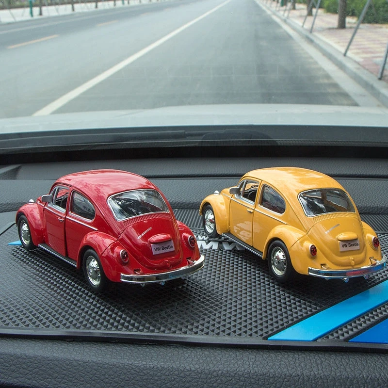 Railed/Motor/Cars/Bicycles 1967 Retro Classic Beetle Simulation Exquisite Diecasts & Toy Vehicles RMZ city 1:36 Alloy Car Model