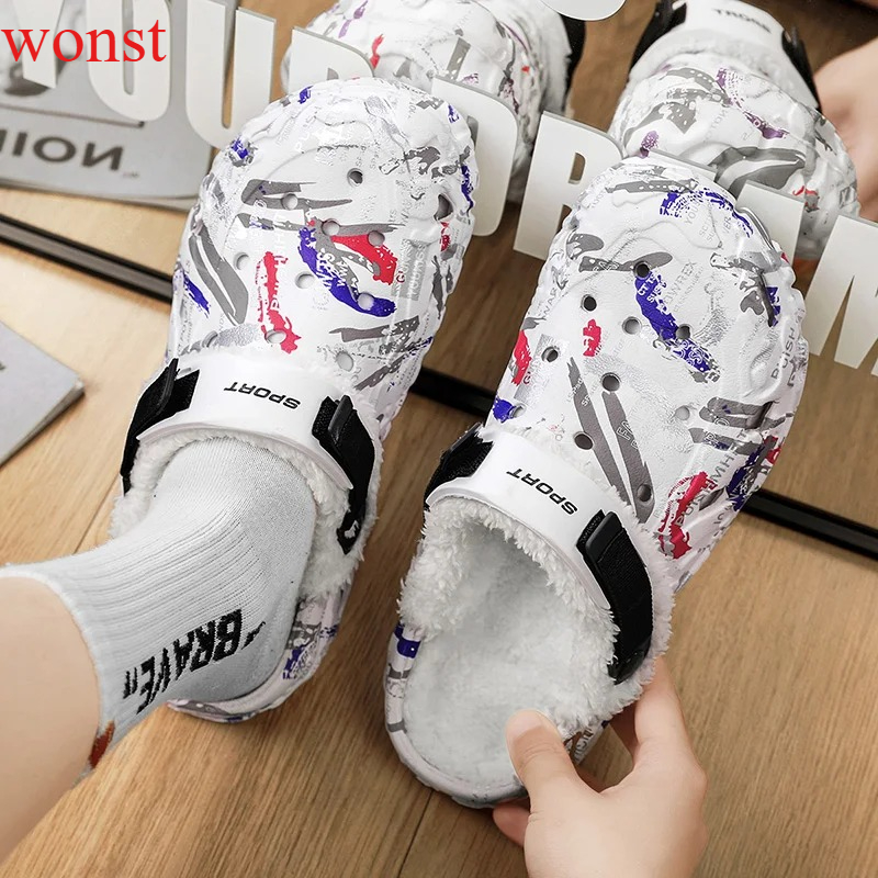 2026 Winter New Men's Slippers Thick Sole Outdoor Beach Shoes Comfortable Men Garden Clogs Shoes Men Women Big Size Sandals