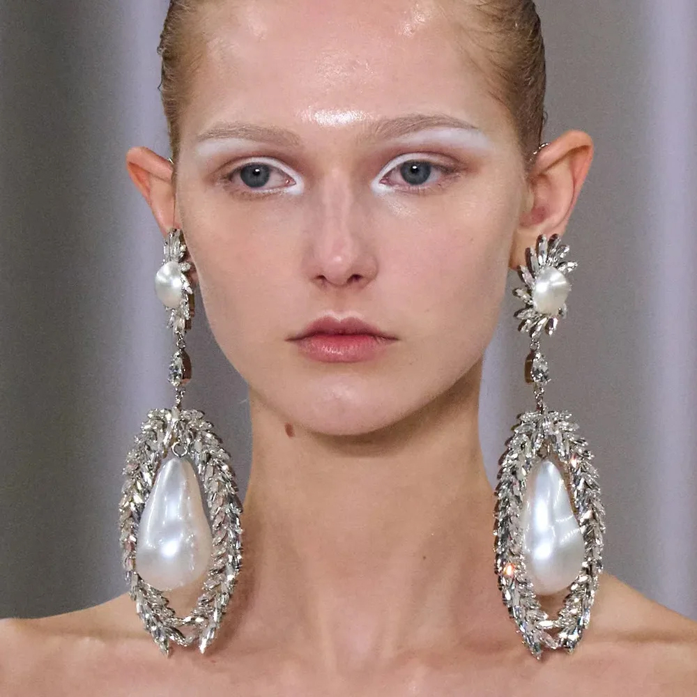 Stonefans 2024 Exaggerated Oversized Dangle Earrings Large Jewelry Statement Heavy Pearl Crystal Earrings Prom Catwalk Party