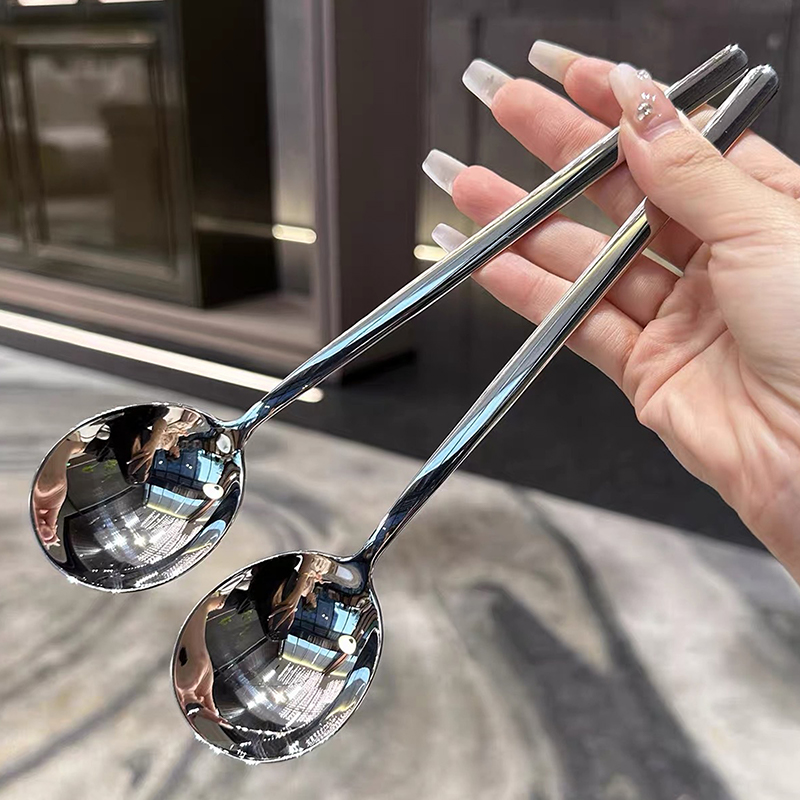 Hot 1Pc Stainless Steel Spoon Korean Long Handle Tableware Thicken Stirring Ice Spoon Meal Spoon Household Dinner Spoon.