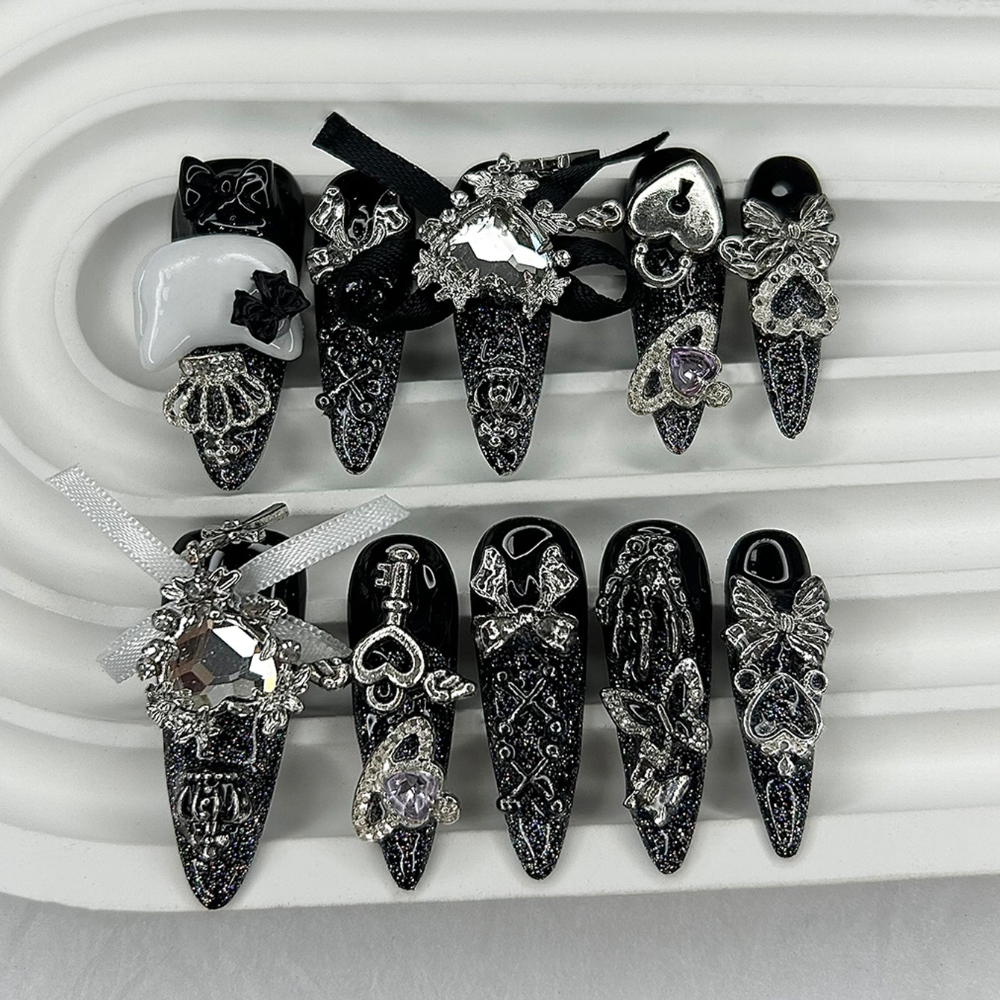 10PCS Jirai Y2K Black Long Tip Handmade Press On Nails Kawaii Cute Glitter Fake Nails 3D Bow Crown Love Planet Diamond Nail Art