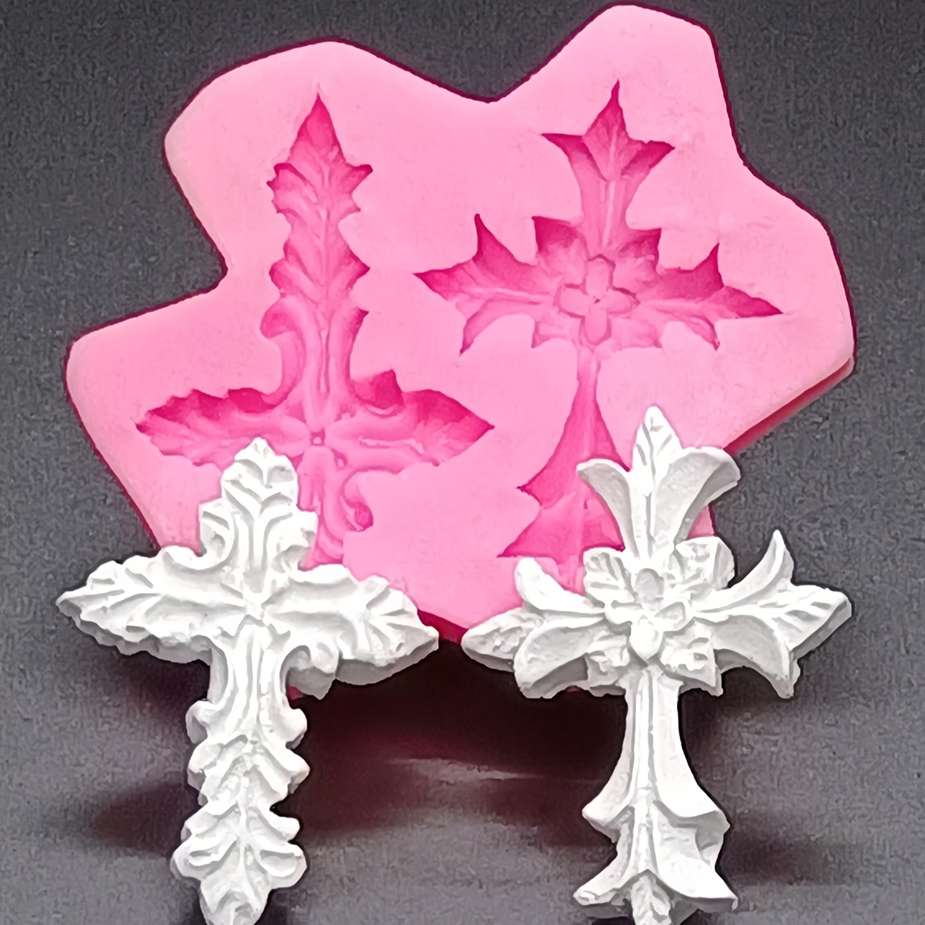 Flower-shaped Two Cross Silicone Mold 1pc