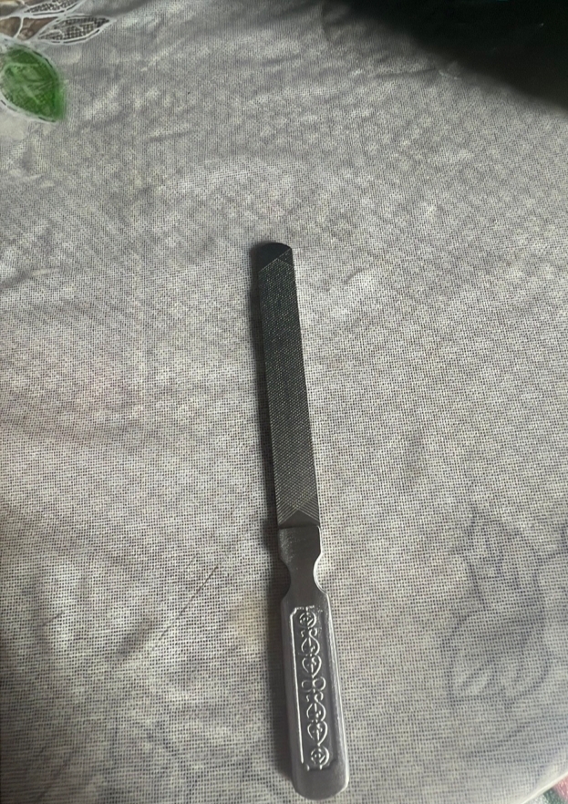 Professional Metal Nail File & Trimmer - Durable Stainless Steel Manicure Tool