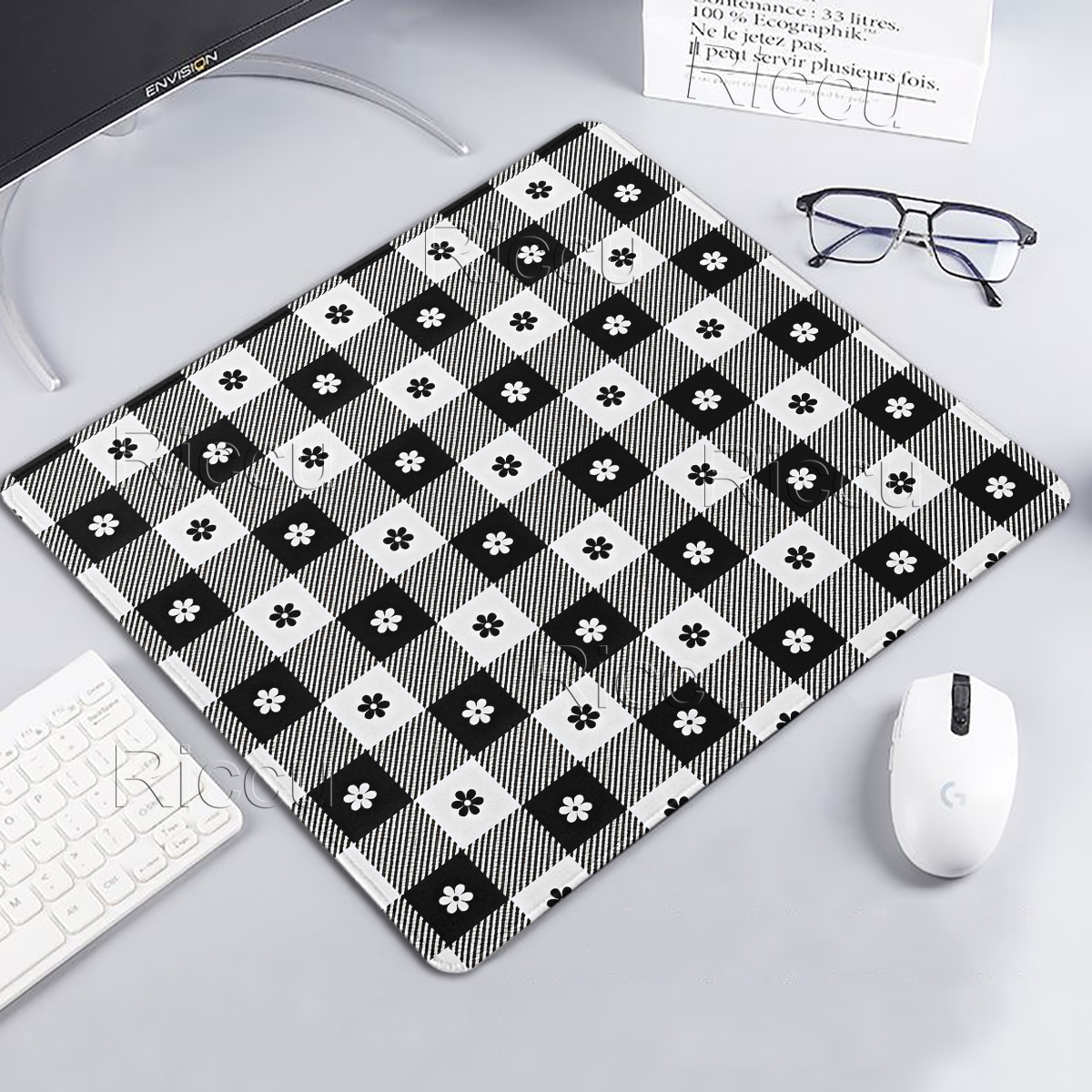 Black White Checkered Mousepad Cute Flower Mouse Pad Office Laptop Mausepad Pc Accessories Grid Deskmat Small Gaming Mat