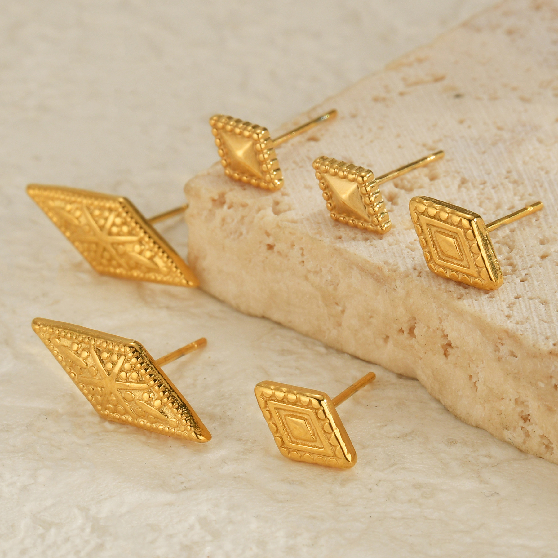 Seakissky New Simple Geometric Rhombus Stud Earrings For Women Gold-plated Stainless Steel Small Exquisite Fashion Jewelry