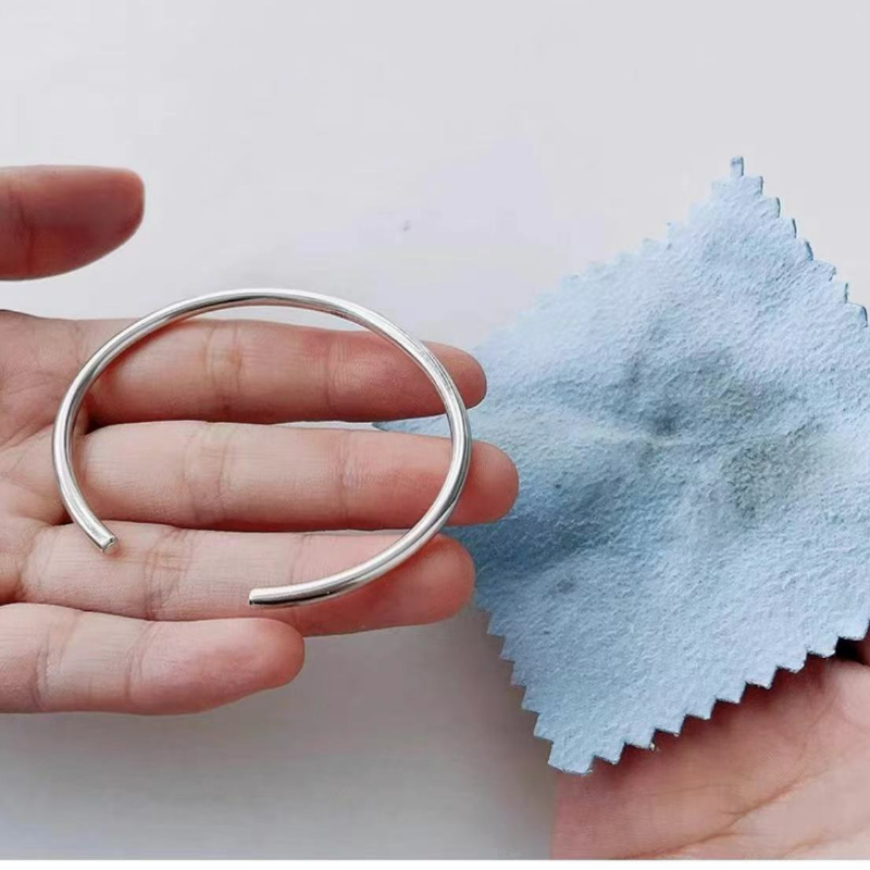Silver Polishing Cloth Anti-Tarnish Cleaning Cloth for Gold & Silver Jewelry Care and Maintenance Shining Wipe