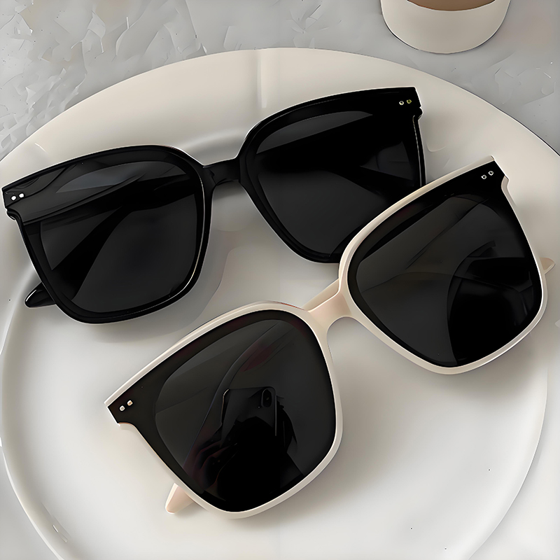 2 Pairs of Summer Women's Fashionable Glasses Retro Gold Frame Trendy Glasses Combination Polygonal Round Frame Design