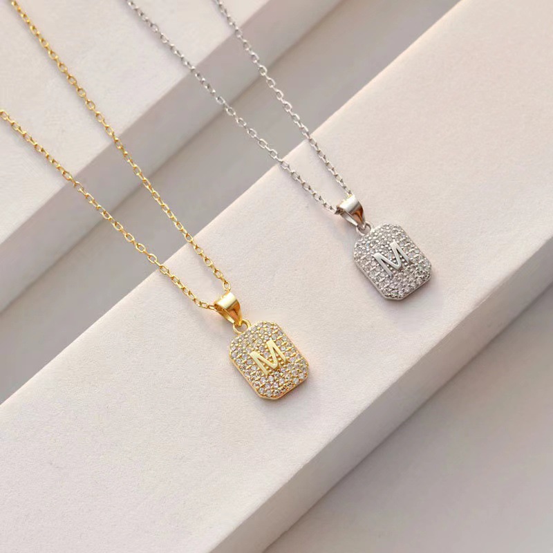 Fashionable M Letter Stainless Steel Necklace for Women Luxury Chic Dainty Choker Full Diamond Pendant Versatile Accessory pen gpt