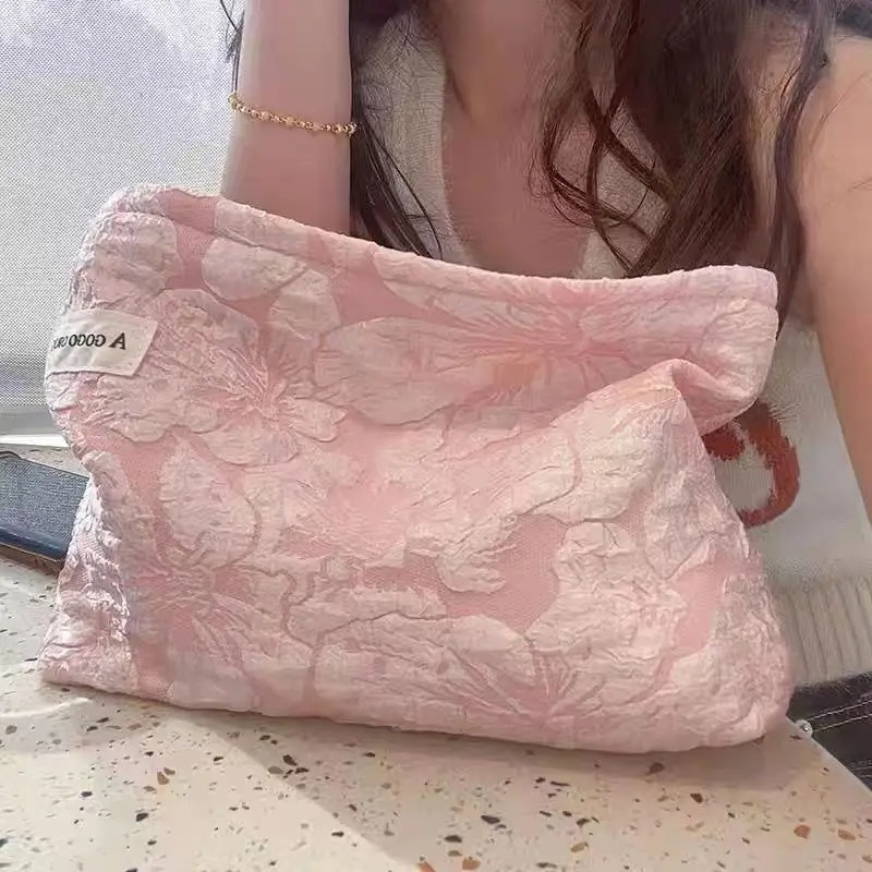 Pink Floral Embossed Portable Bag, Stylish Beautiful Cosmetic Bag, Large Capacity Simple Storage Bag, Suitable for Everyday Use