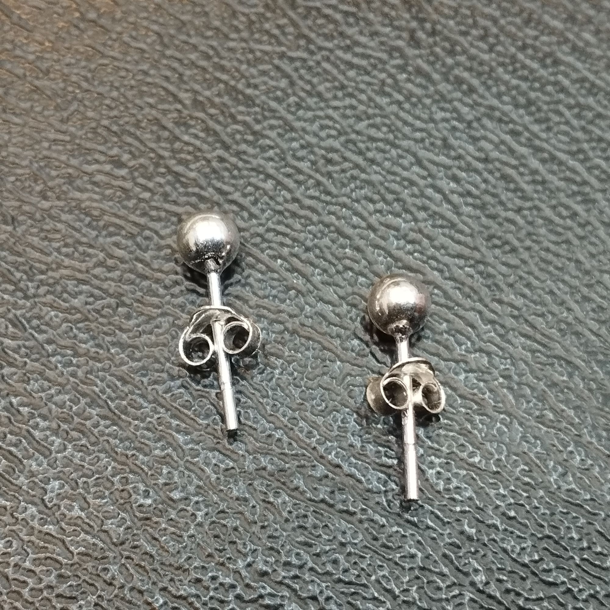 Silver Ear Studs / Top | 5 mm Ball Design | For Unisex | 1 pair | Maitri Jewellers