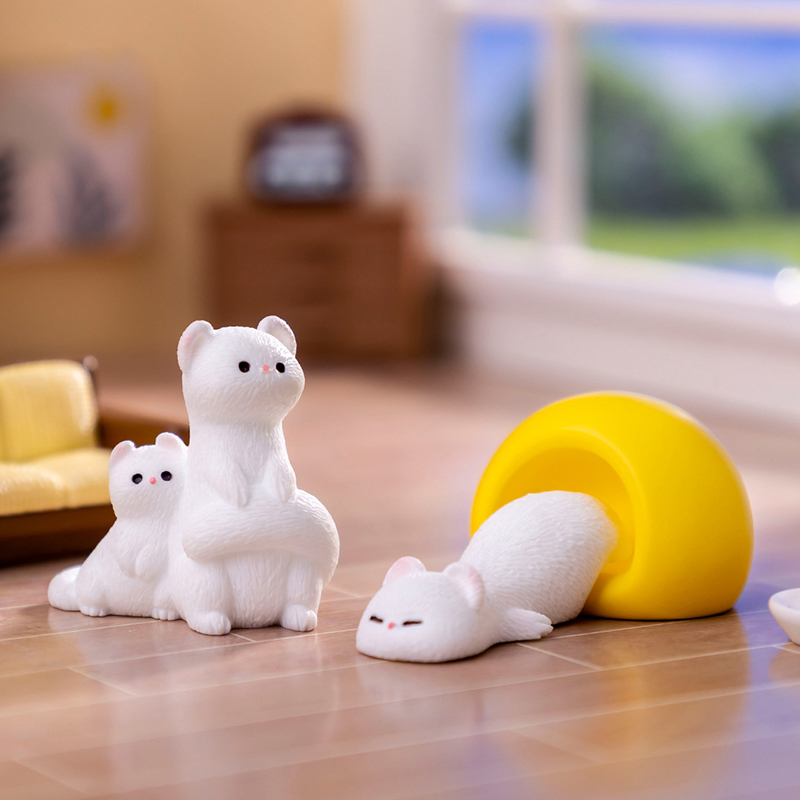 Cute Cartoon Mini Ferret DIY Home Decoration Desktop Kawaii Miniatures Figurines Small Ornament Accessories Crafts Kids s
